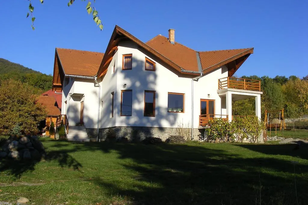 Casa Lacul Mierlei-1