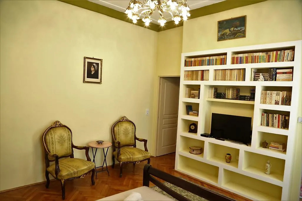 Casa Blanca-1