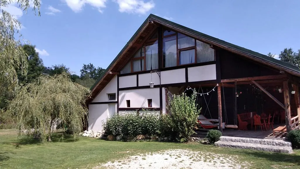 Casa Moeciu Family-1