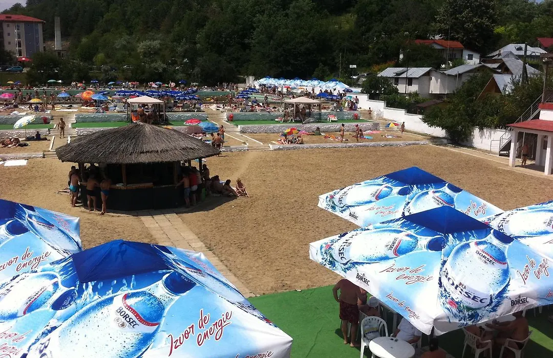 Hotel Monteoru-1