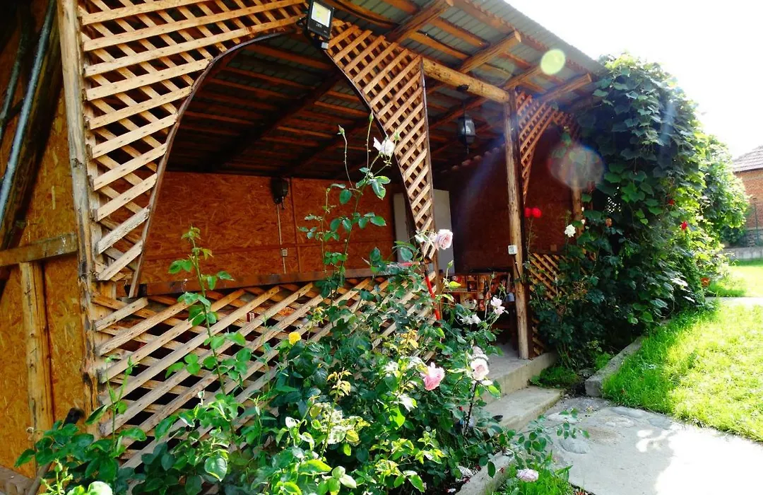 Casa Catalin Corbeni-1
