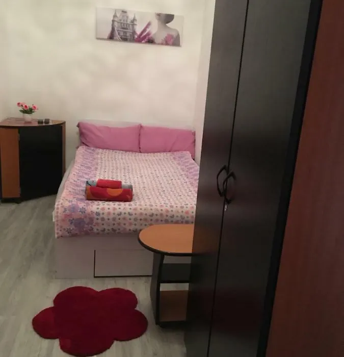 Small Studio2-1