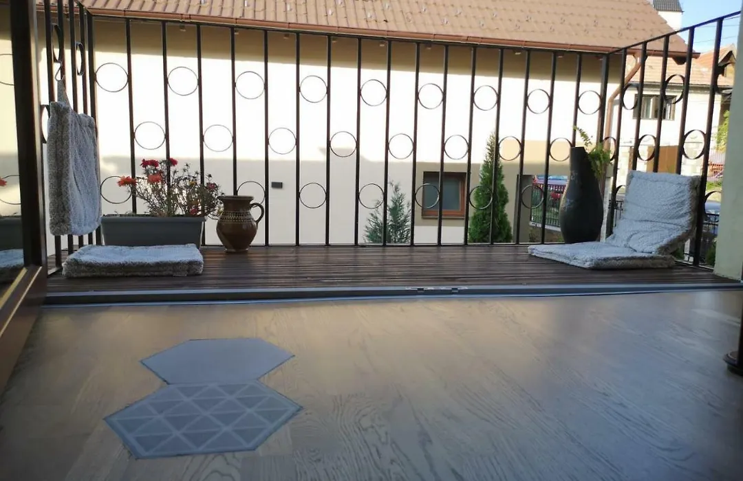 Warm Flat Inspired By Nature And Local Traditions-1