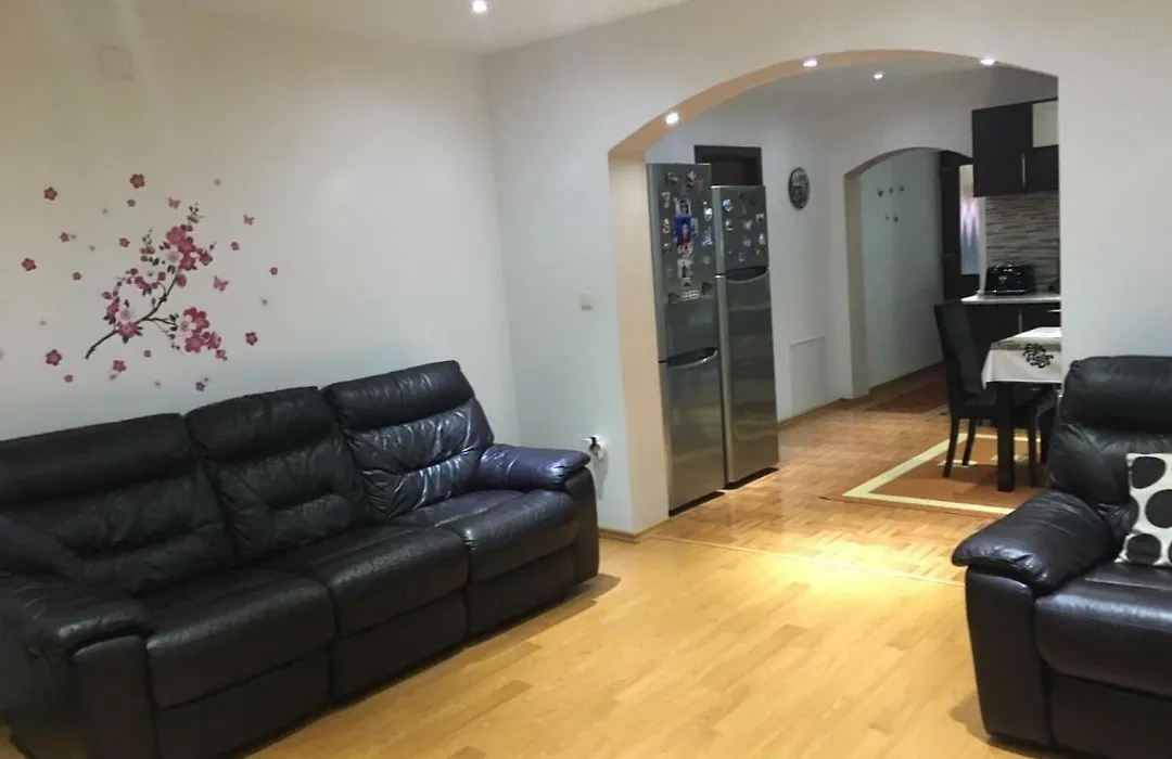 Casa Edi Si Alex-1