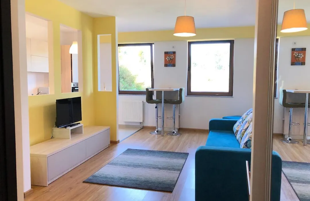 Iq Studio - Seasons Residence Brasov-1