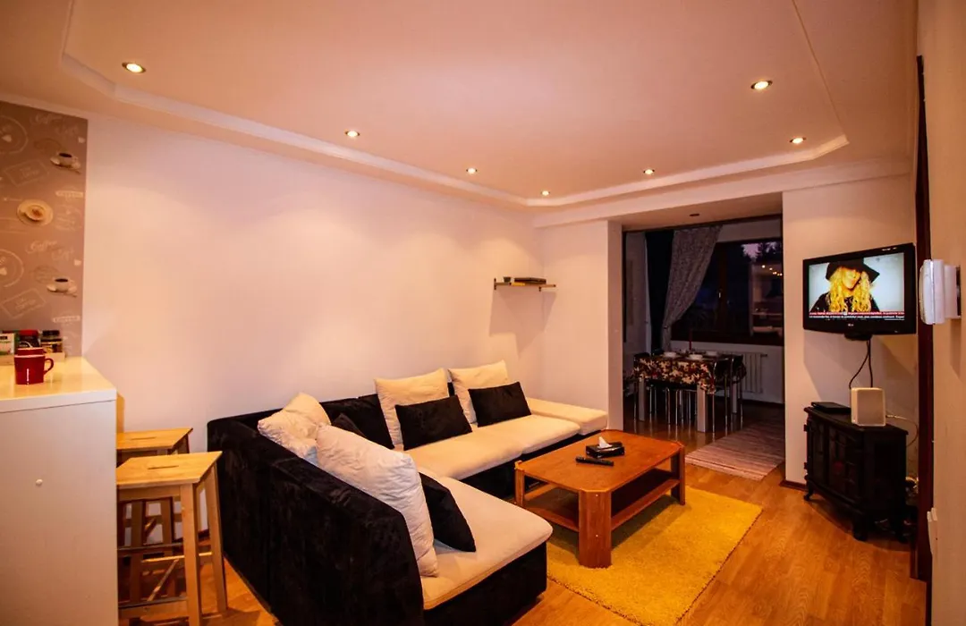 Aparthotel One Poiana Brasov-1