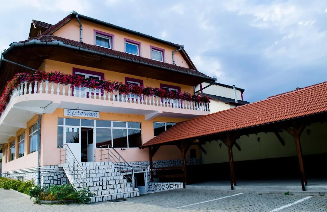 Motel Dracula-1