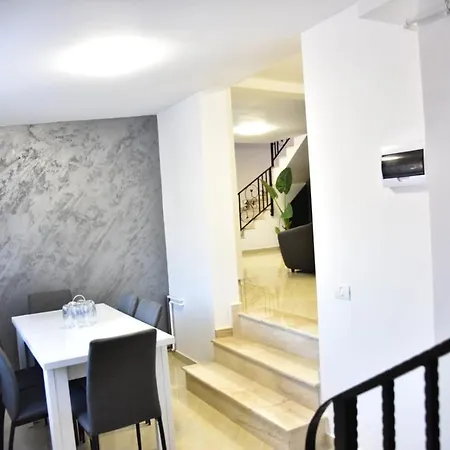 Casa Sophia Maria Caciulata-2