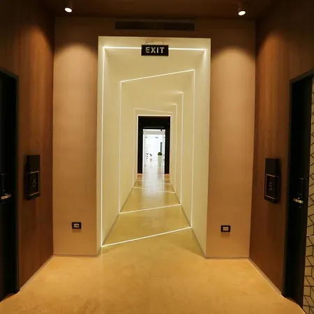 Valentino Rooms-3