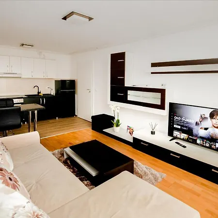 The Home Feeling-3