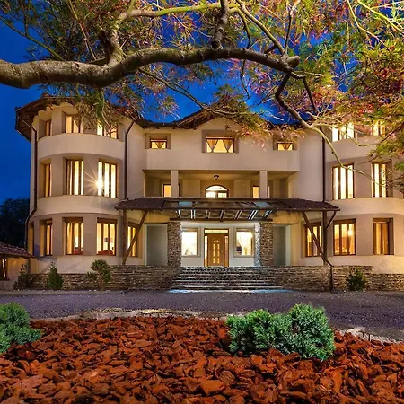 Transilvania Mansion-2