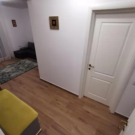 Casa De Pe Vale-2