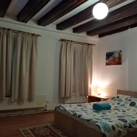 Star Apartment In Historic Center-2