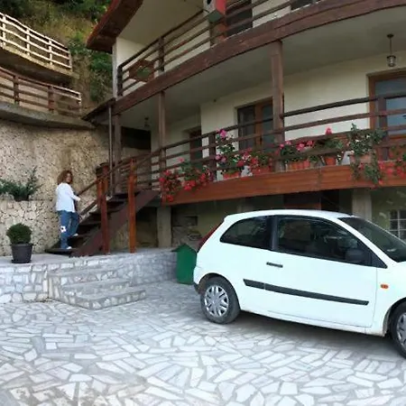 Casa Paty Orsova-3