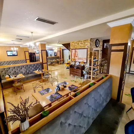 Hotel Yarus Plus-2