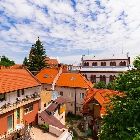 Db Apt - Comfort And Space In The Heart Of Old Town-2