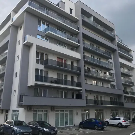 Reea'S Apartment In Sibiu-3