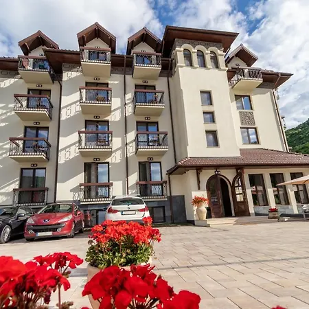 River Hotel & Spa-2