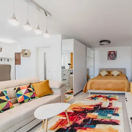 Masterpiece Studio- Free Parking, Wi-Fi, Netflix-2