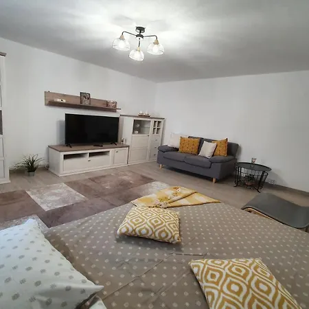 Mia Central Apart, 3 Rooms, 2 Baths, Afi Mall-3
