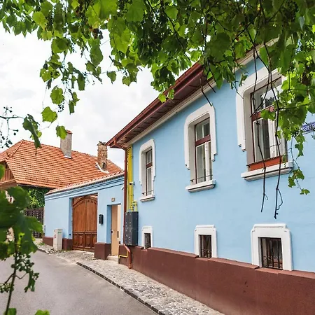 Nikolas Haus Premium Historic Center Stay & Free Parking-2