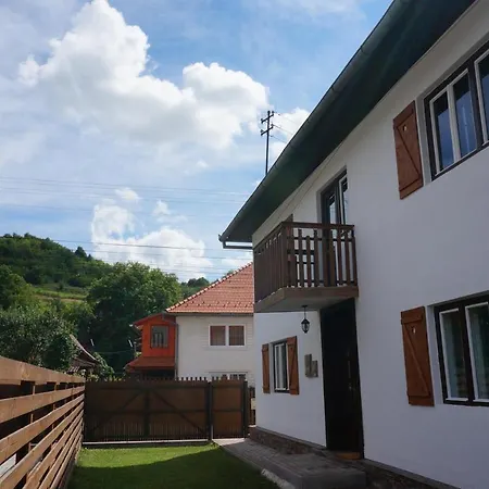 Szitas Rooms-2