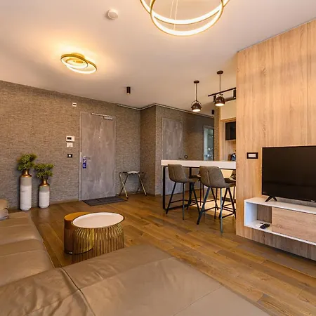 Promenada Studios-3