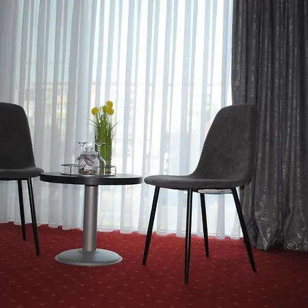 Hotel Corona-3