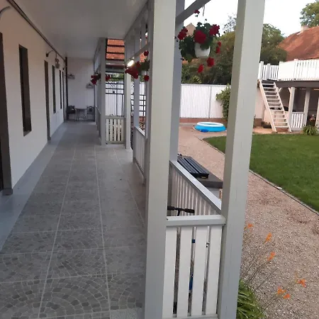 Casa J. Gusbeth-3