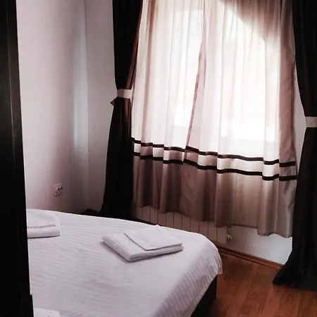 Cezar Apartment-3