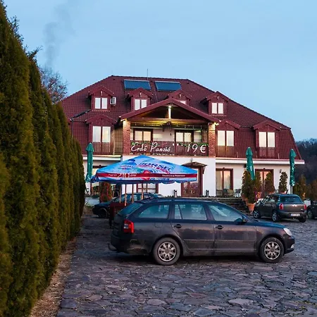 Pensiunea si Restaurant Erdo-3