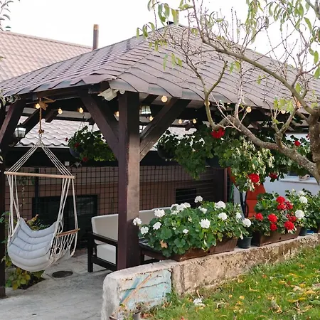 Ande House-2