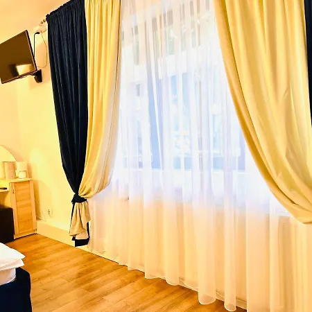 Panoramic Center Boutique-2