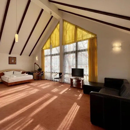 Vila Condor-2