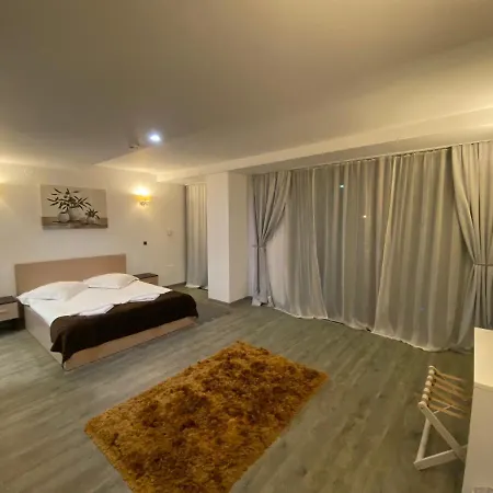 Silver Mountain Apartment-3