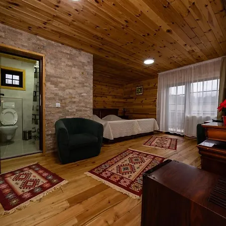 Cabana La Fermă-2
