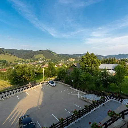 Vale Humor Residence-2