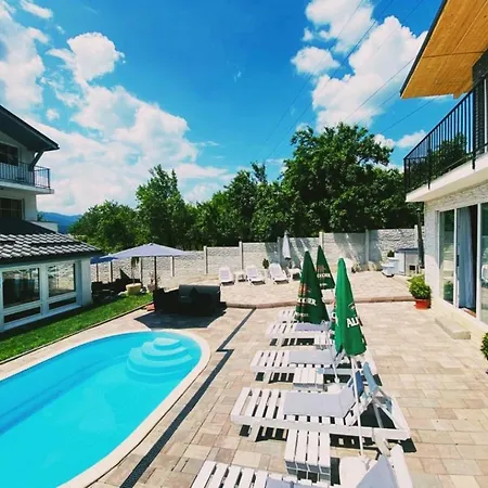Green Hill Villa & Spa-3