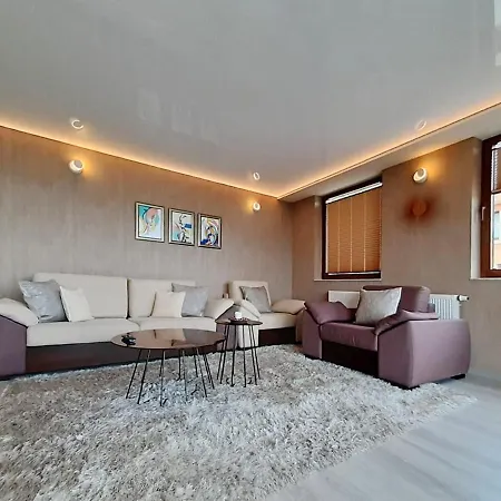 Sky View - Luxury Apartment With A Dream View-3