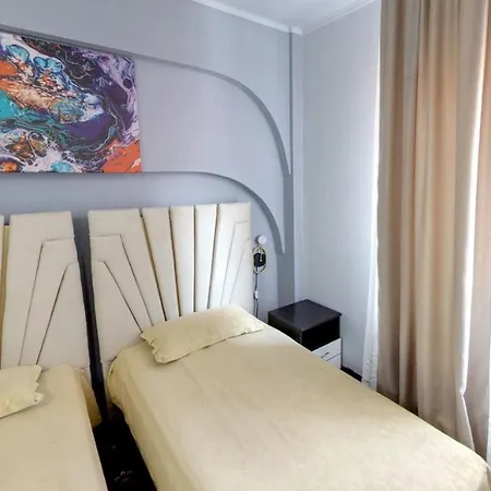 Hotel Duet-2