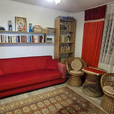 Casa Cu Zorele-2