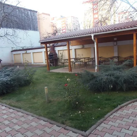 Villa D'Hollande-3