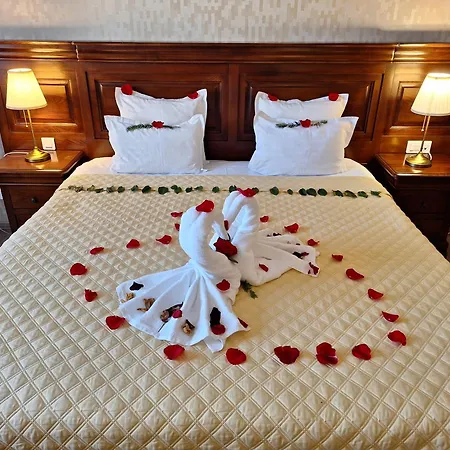 Grand Hotel Sofianu & Spa-3