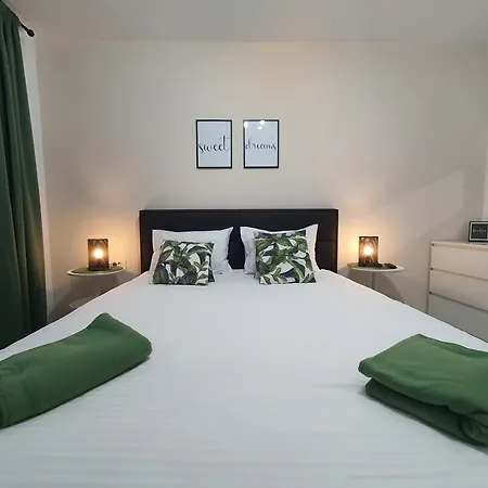 Green Apartment Coresi-3