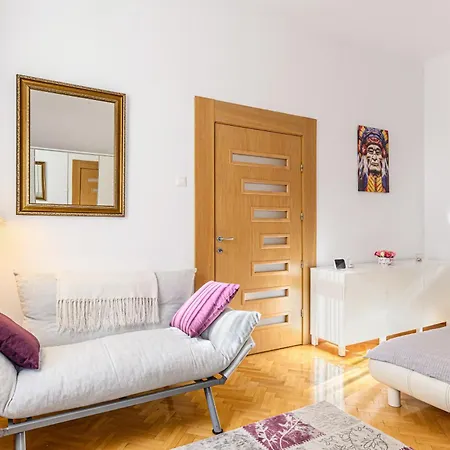Brasov Centrul Vechi - 67Sqm - 2Min To Counsel Square-3