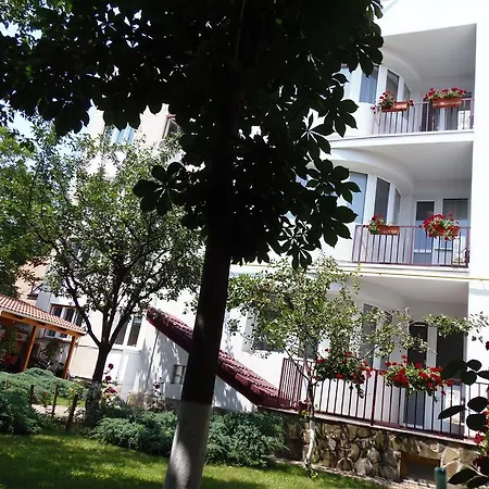 Villa D'Hollande-2