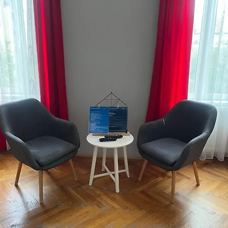 Schei Apartment 2-2