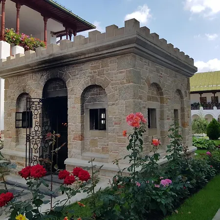 Casa Tami-3