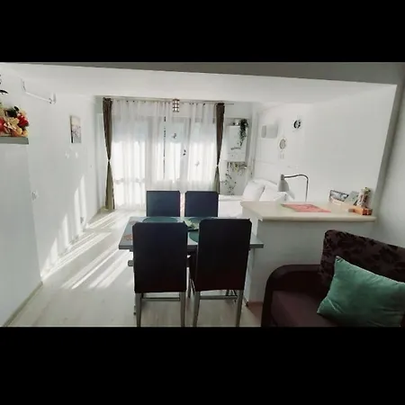 Studio Adela-2