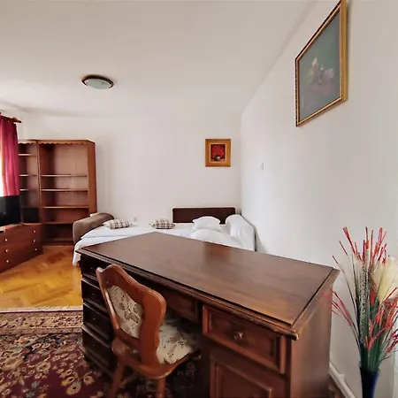 Lelia Residence Apartments-2